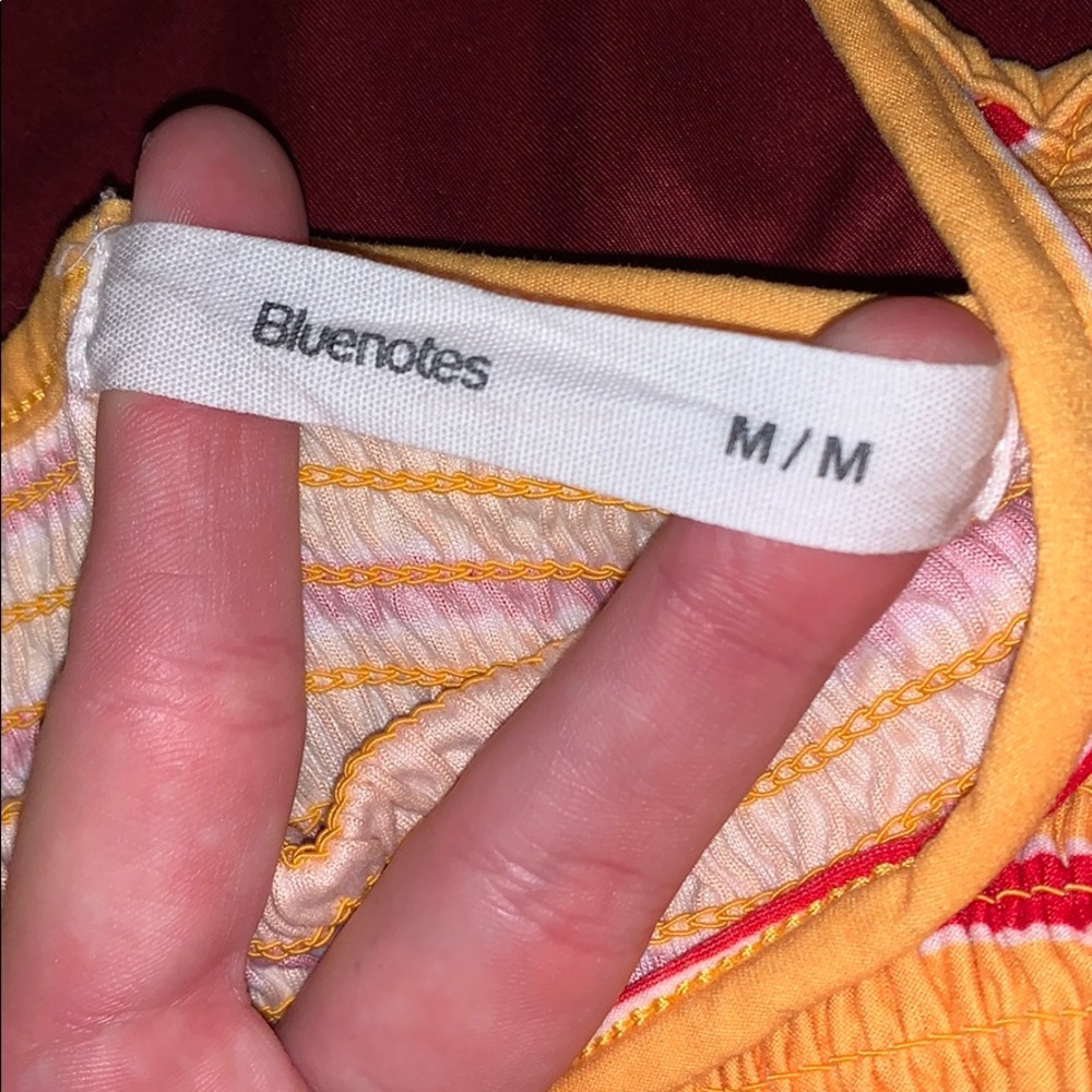 Cropped Tanktop - Picture 2 of 3